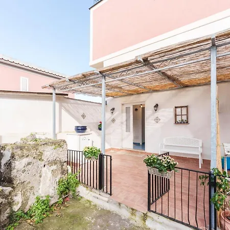 Bassa Marea Casa Indipendente A 2 Passi Dal Mare Apartamento Procida